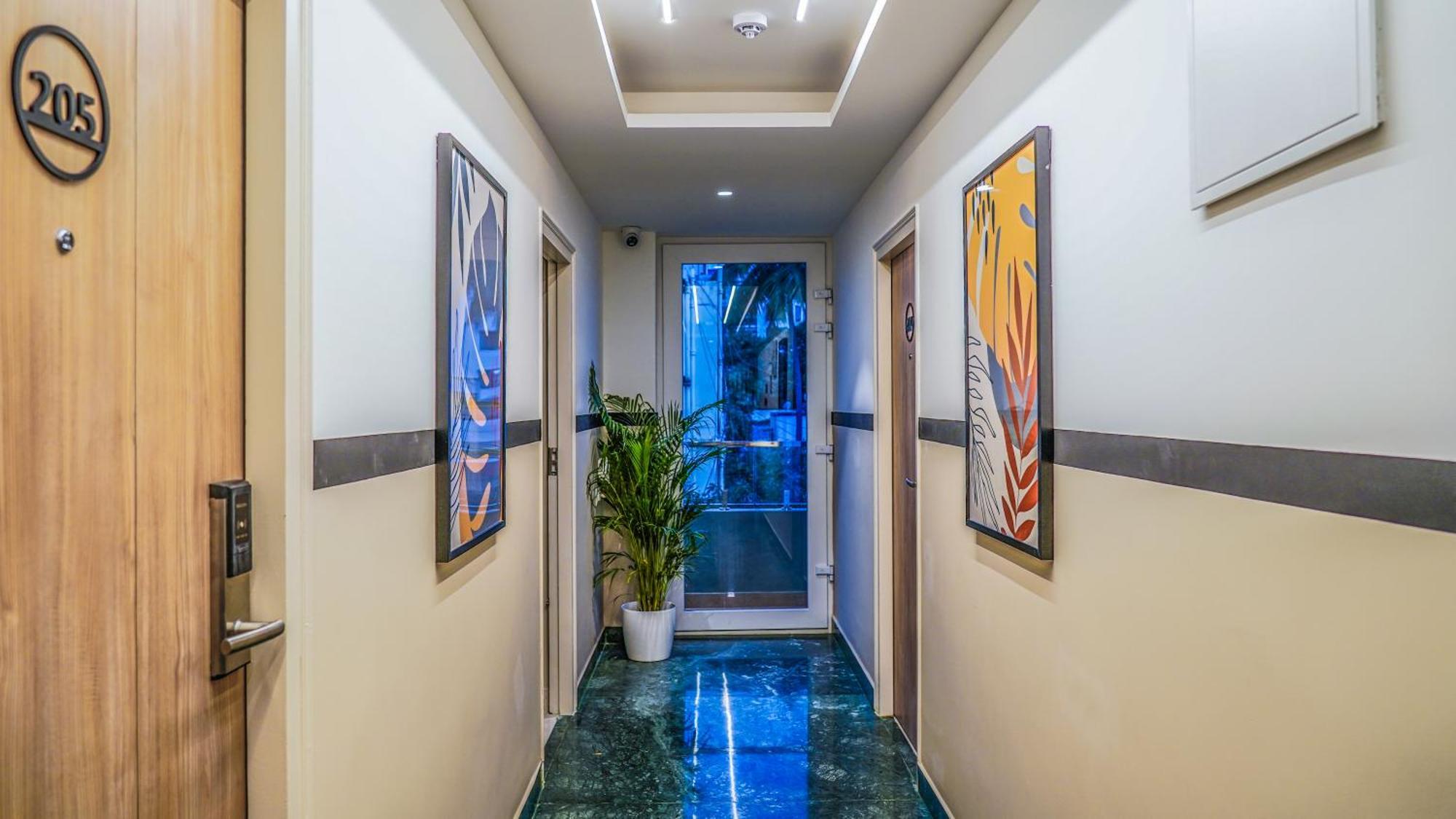 Olive Hotel Millers Road By Embassy Group Bangalore Exterior photo