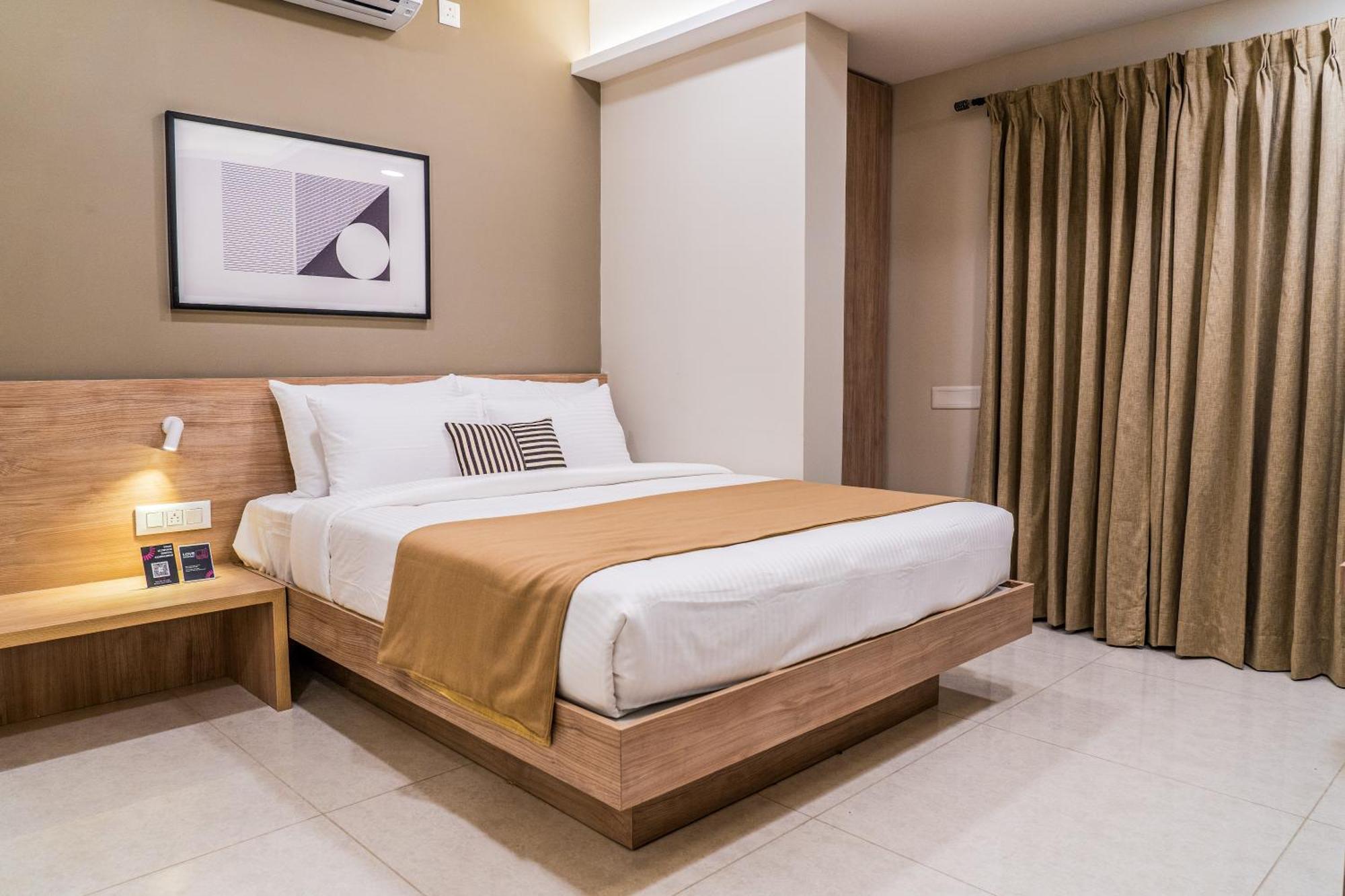 Olive Hotel Millers Road By Embassy Group Bangalore Exterior photo